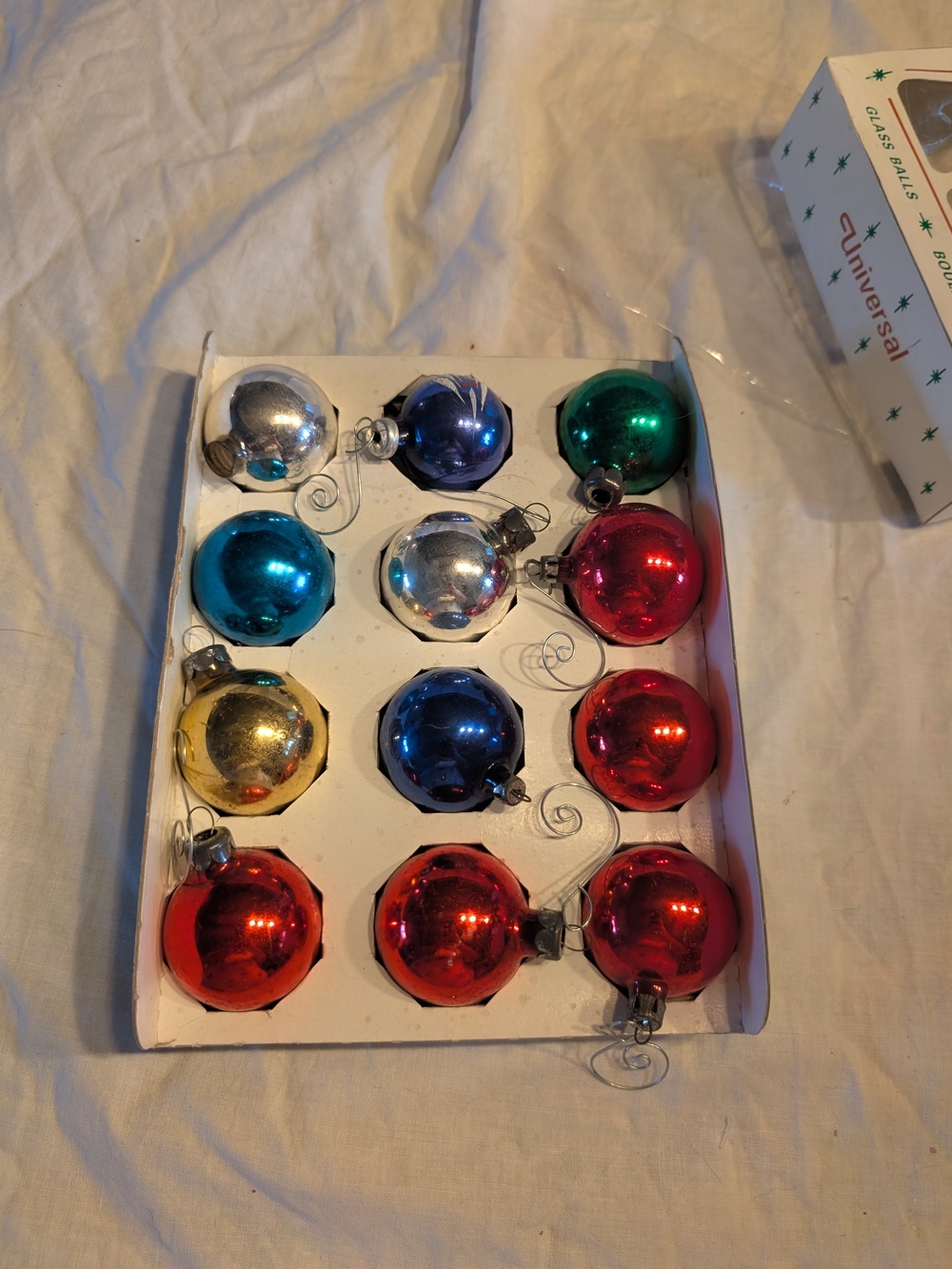 2/40$ Vintage Glass Holiday Ornaments - Red, Blue, Green, Gold, Silver